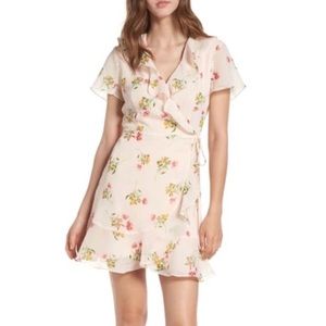 🌷Ruffle Floral Short Sleeve Wrap Dress🌷